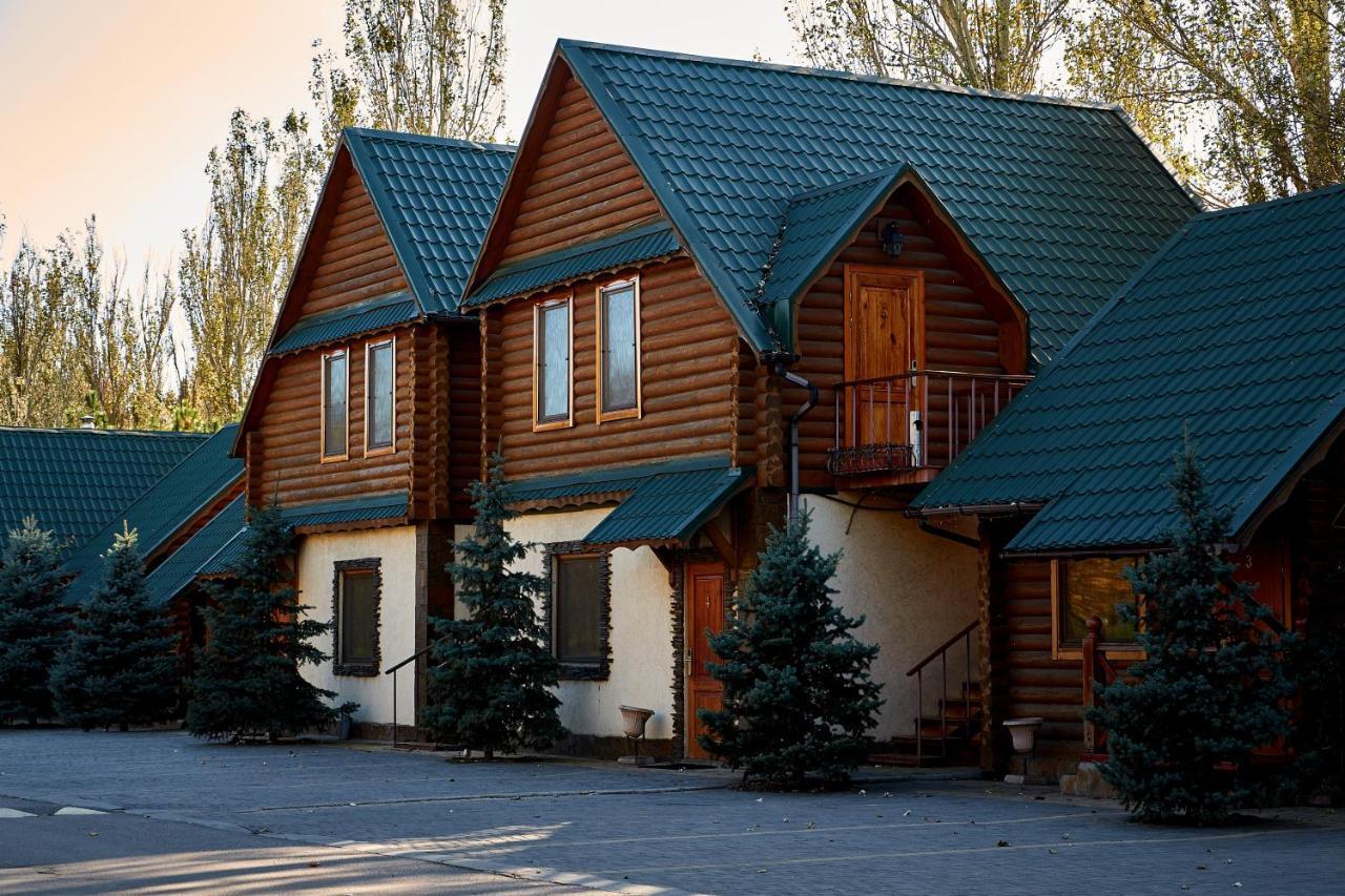 Gostiniy Dvor Non-Stop Hotel Kherson Bagian luar foto